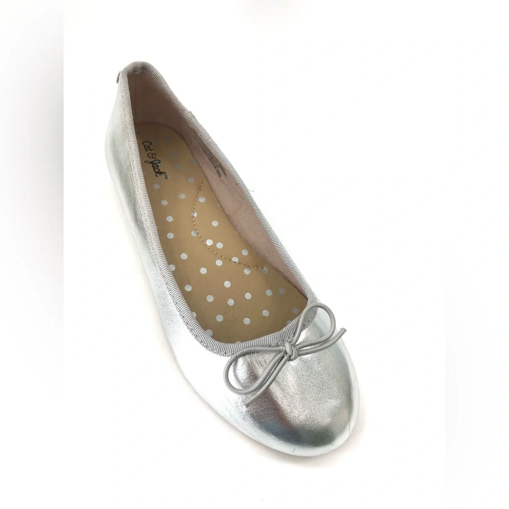 Cat & Jack Girls Bow Cute Slip On Flats Casual Shoes Silver Size 1 ($) 4868